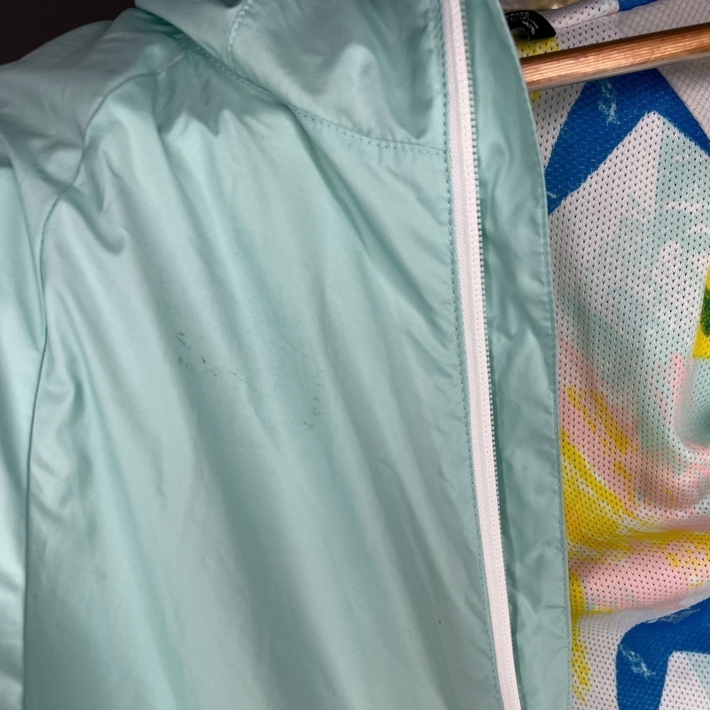 The North Face Jacket Youth Size Girls 14-16 Windbreaker Mint Green Floral - Picture 7 of 8